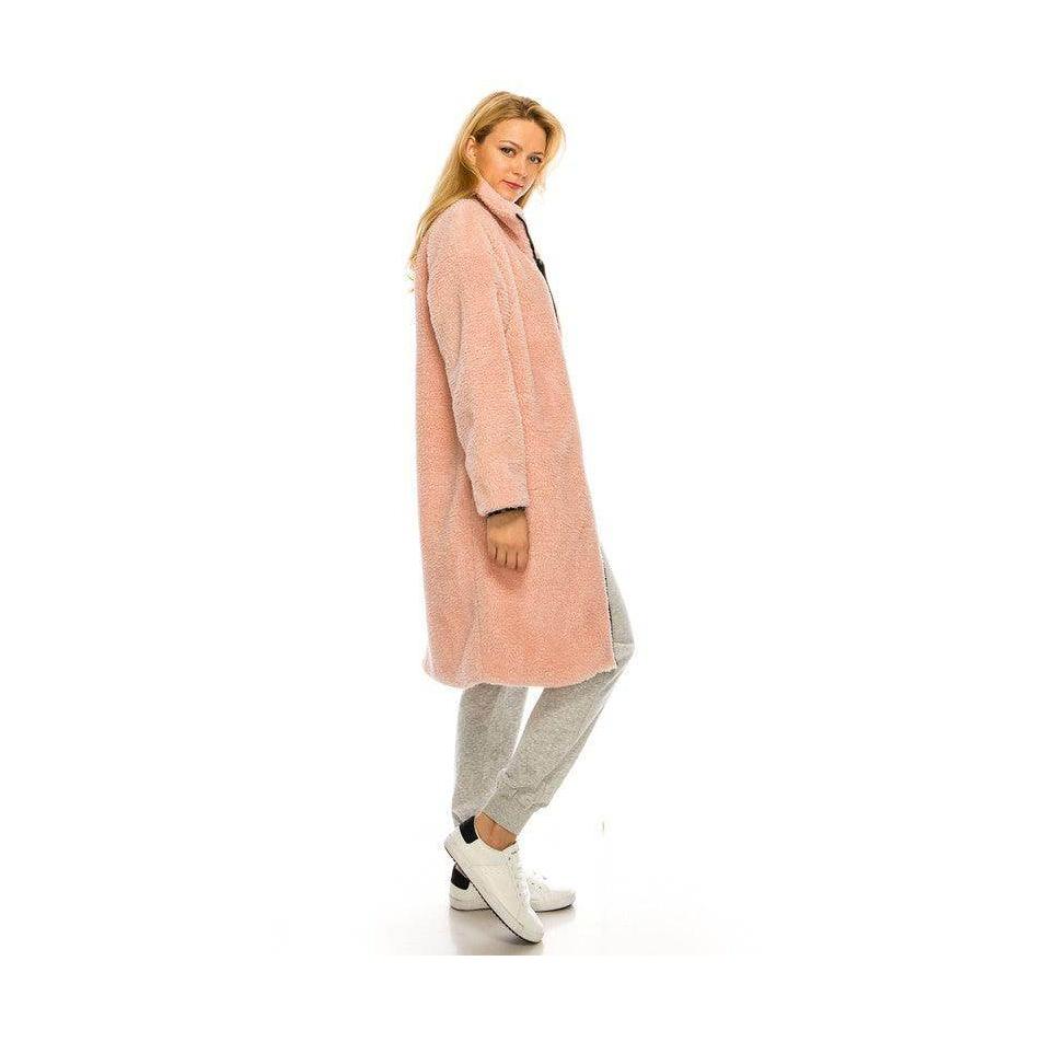 Andante USA stylish pink coat in cozy material, perfect for casual outings and layering.