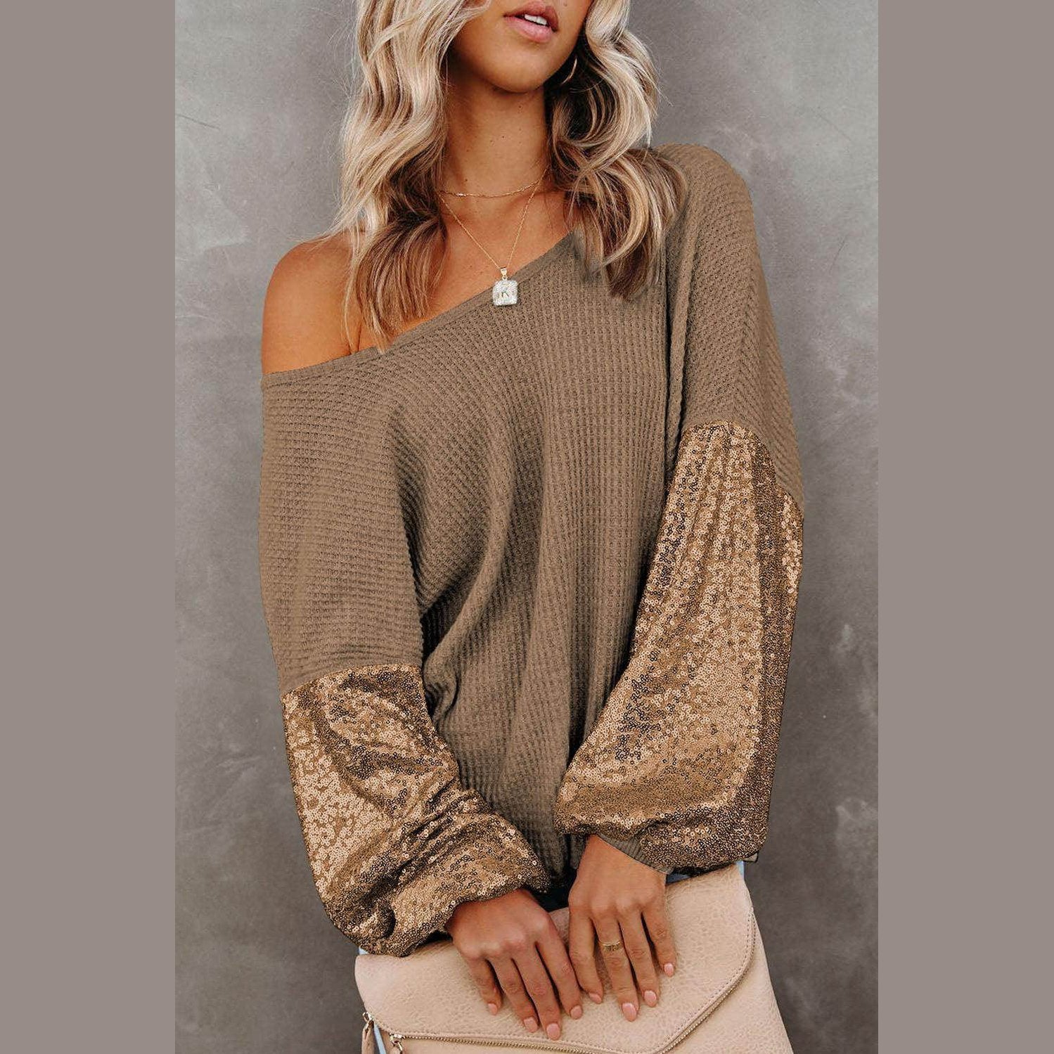 Trendsi stylish vacation blouse with ribbed fabric and sequined sleeves for a trendy look