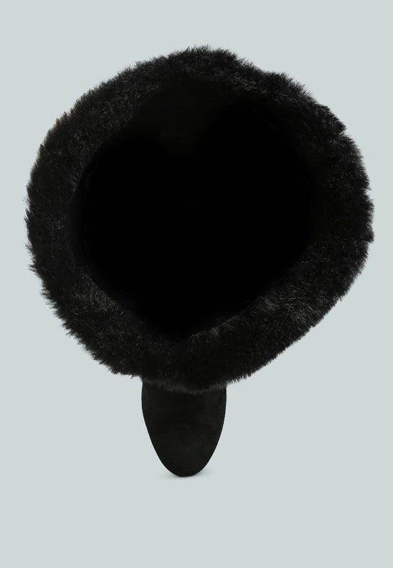 Rag Company stylish vacation boots with a fluffy collar for comfort and warmth during travel