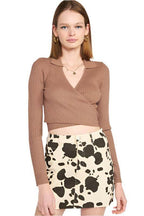 Emory Park stylish vacation crop top in brown ribbed fabric paired with a printed skirt