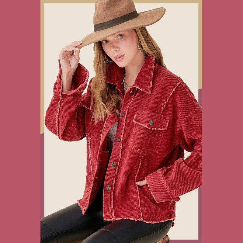 La Miel stylish vacation jacket in red corduroy with a relaxed fit and front pockets