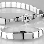 Elegant white and silver bracelet, perfect as stylish vacation jewelry for women
