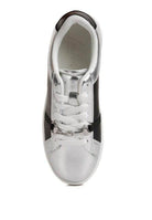 Stylish vacation sneakers from Rag Company in silver and black with a sleek design