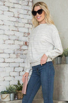 Andante USA stylish vacation tops for women in light gray with long sleeves and relaxed fit