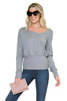 Stylish Vacation Tops Women in Gray with a Relaxed Fit and Long Sleeves for Casual Outings