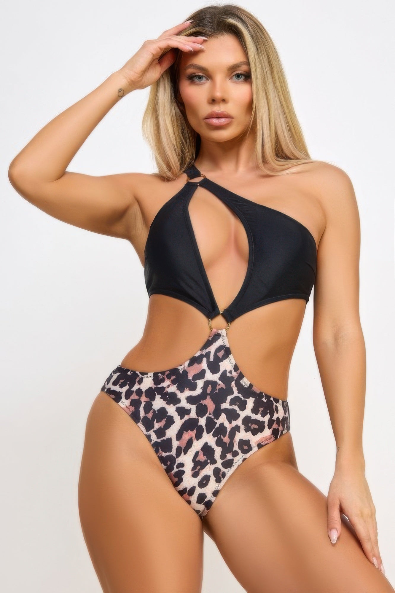 Women's black and leopard print swimwear swimsuit for beach outings