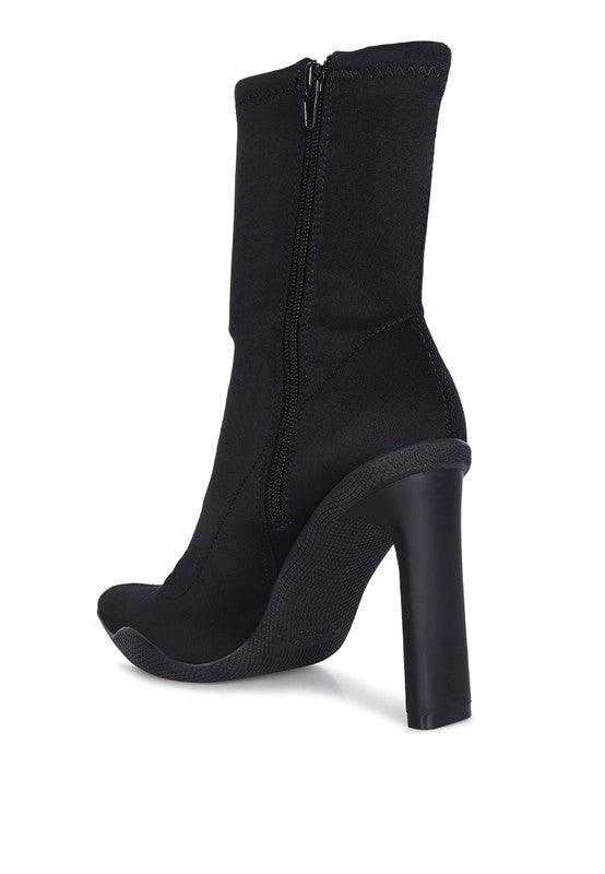 Women's Shoes - Boots Tokens Pointed Heel Ankle Boots