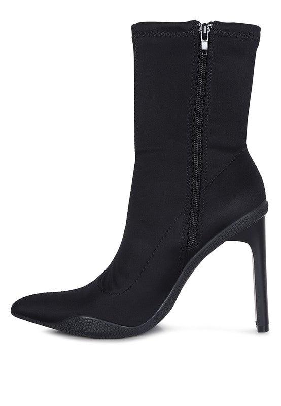 Women's Shoes - Boots Tokens Pointed Heel Ankle Boots