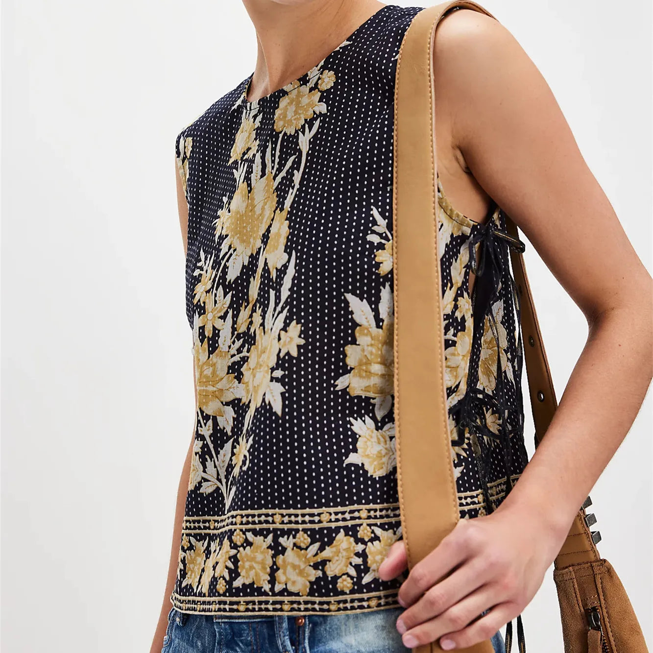 Women's floral print top tank tops, breathable fabric for summer wear