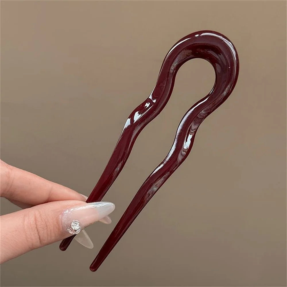 Tortoiseshell hair fork for women, stylish accessory for elegant hairstyles