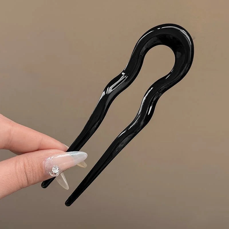 Tortoiseshell hair fork for women, stylish and functional hair accessory