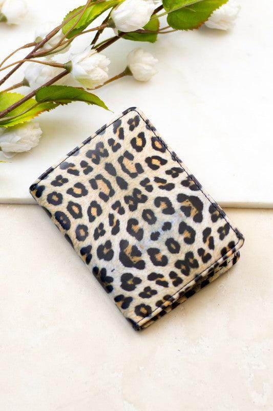 Aili's Corner Leopard Print Travel Credit Card Holder with Multiple Slots and Stylish Design