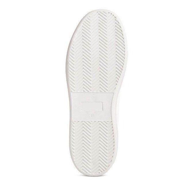 Sole of Rag Company trendy star sneakers with textured grip for stylish comfort