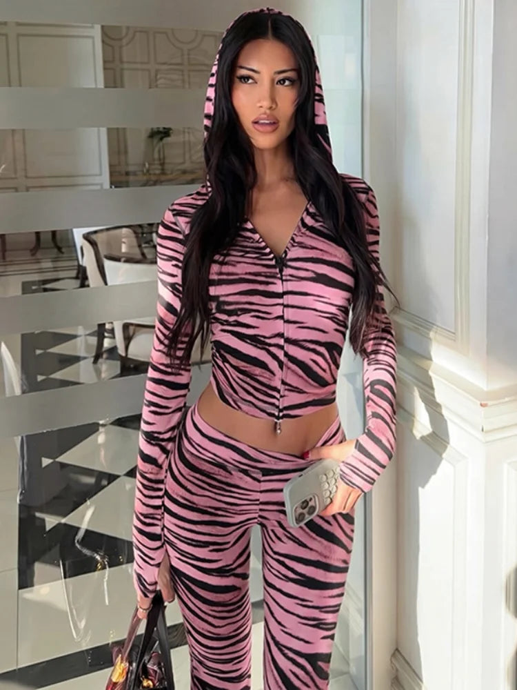 Pink tiger print two piece set, stylish outfit for casual wear