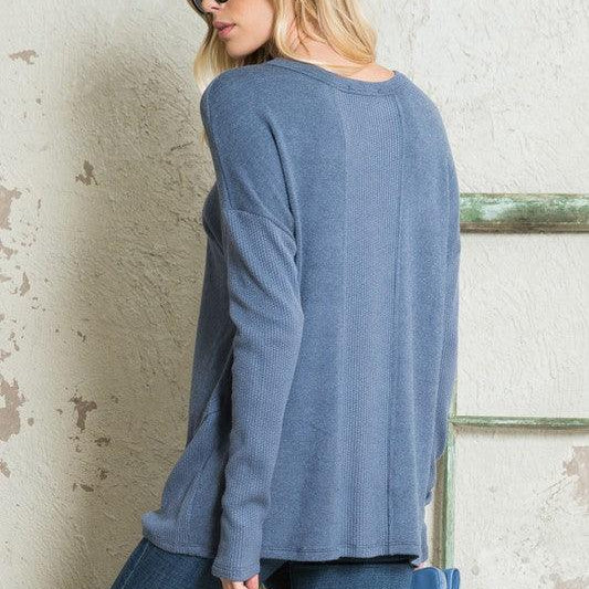 Women's Shirts Unbalanced Bottom Hem Long Sleeve Top