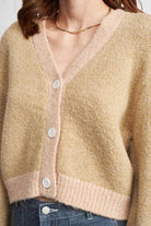 Women's Sweaters - Cardigans V Neck Contrasted Cardigan