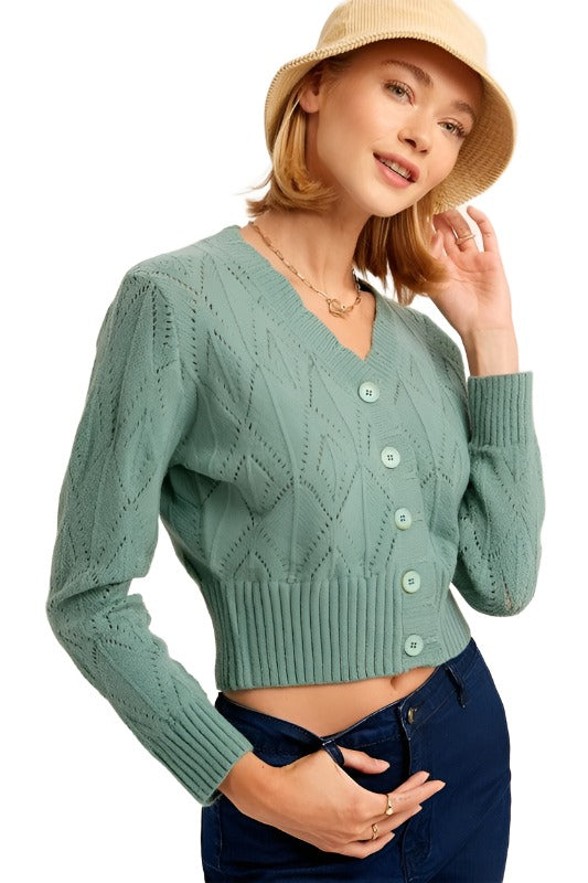 Women's Sweaters - Cardigans V-neck Scallop Edge Button Down Crop Knit Cardigan