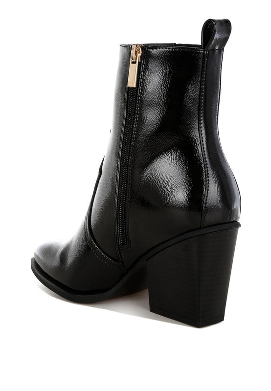 Rag Company sleek vacation boots in black with stylish heel and zip closure for a chic look