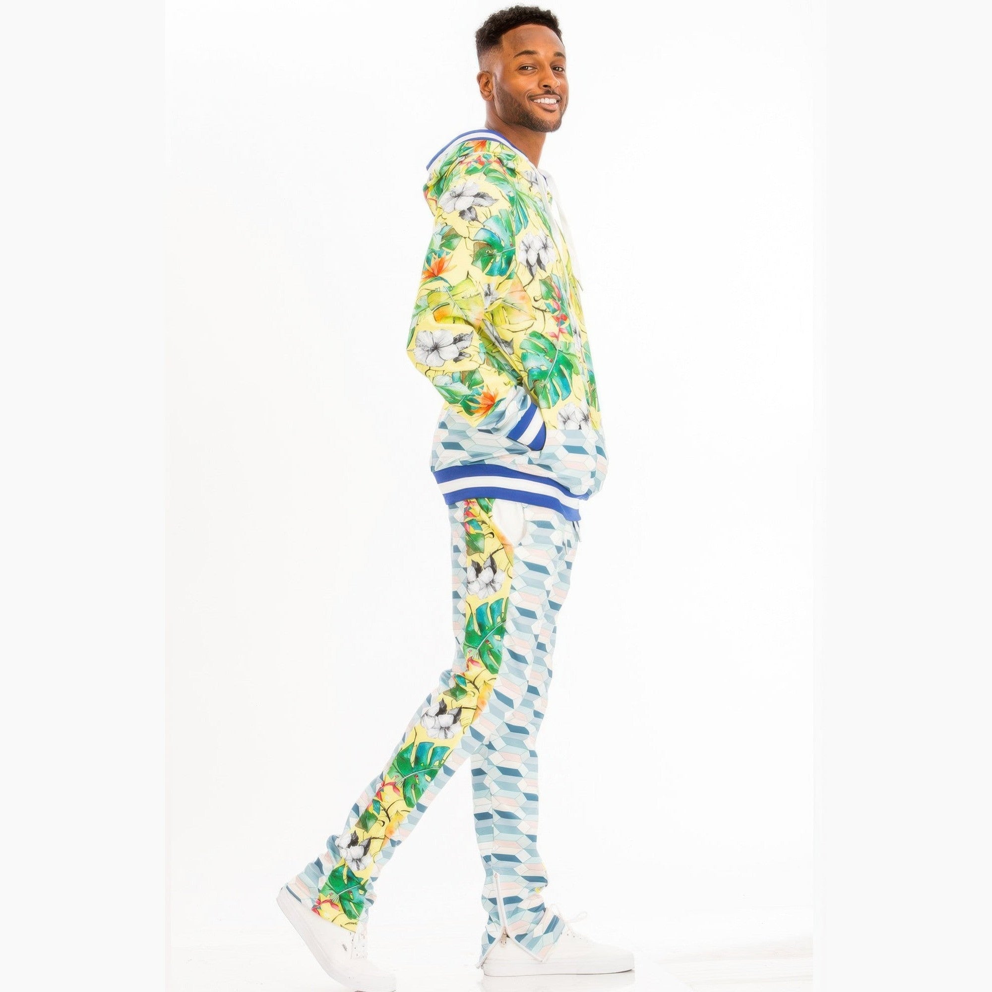 Men's 2PC Vacation Hoodie Sweatpants Set in Floral and Striped Patterns for Comfortable Travel