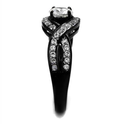 Elegant black ring featuring a central gemstone, perfect vacation jewelry for men and women.