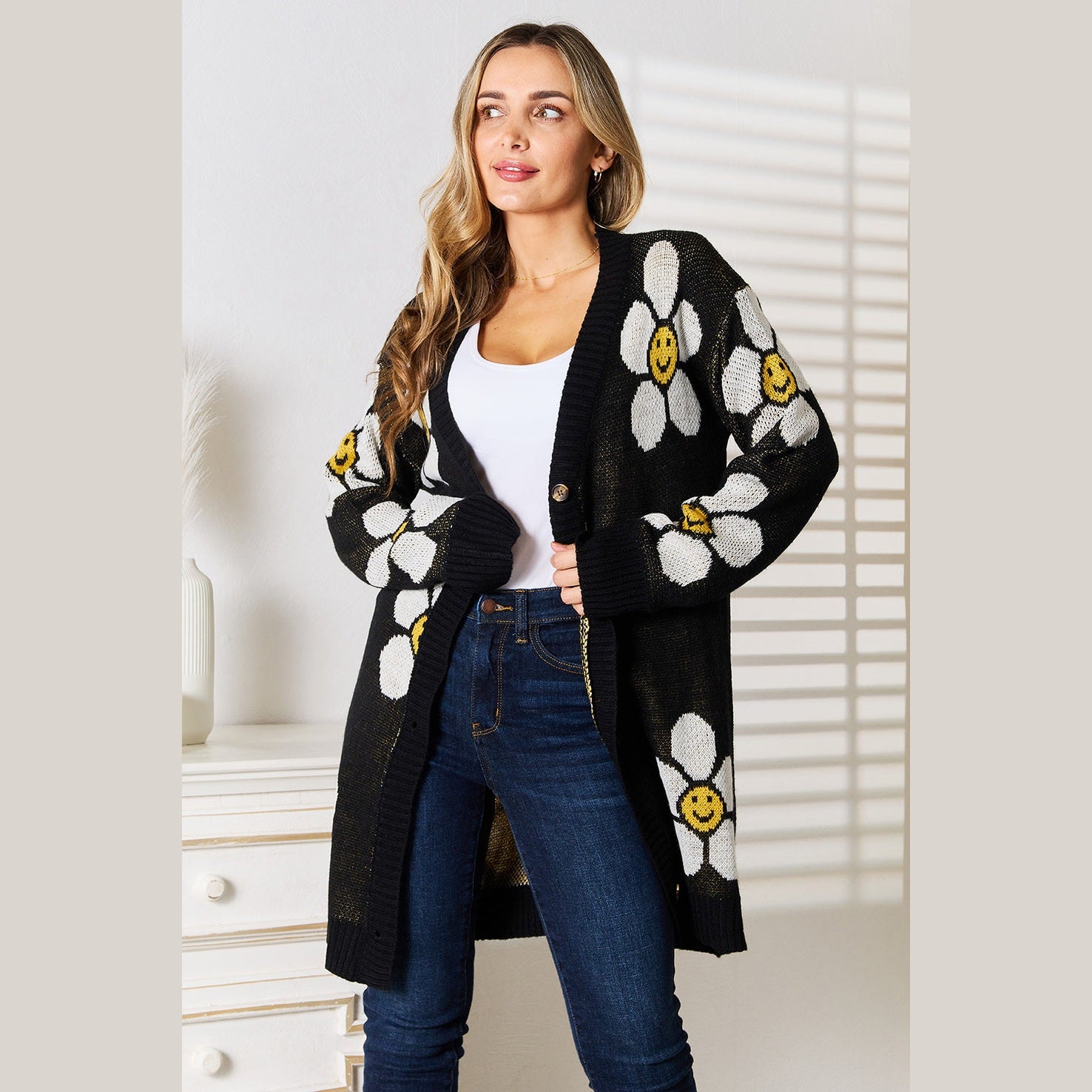 Trendsi vacation style floral cardigan featuring cheerful daisy designs, perfect for casual outfits