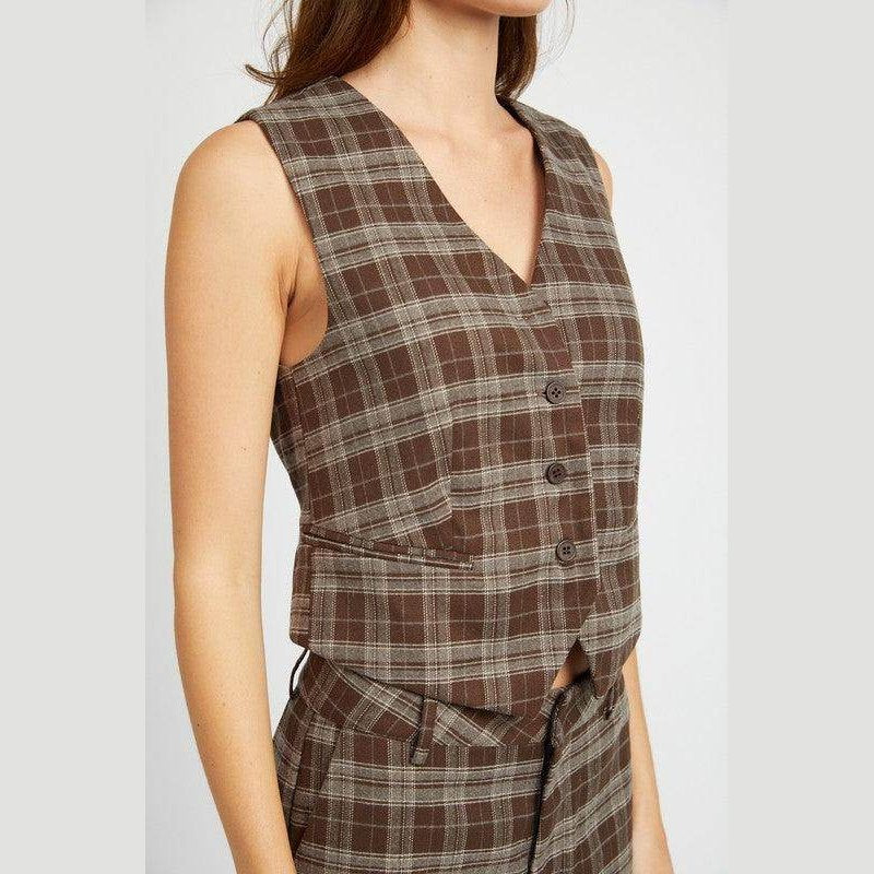 Emory Park Women's Brown Plaid Vacation Style Vest with Button Detail for Trendy Looks