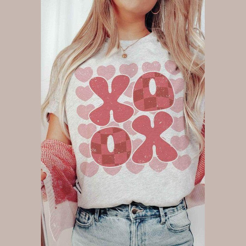 Valentine's Day Checkered Xoxo Graphic Tee - VacationGrabs