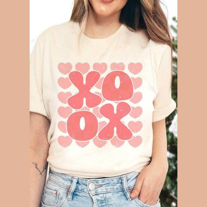 Valentine's Day Checkered Xoxo Graphic Tee - VacationGrabs