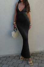 Women's black figure-hugging maxi dress, perfect for summer outings