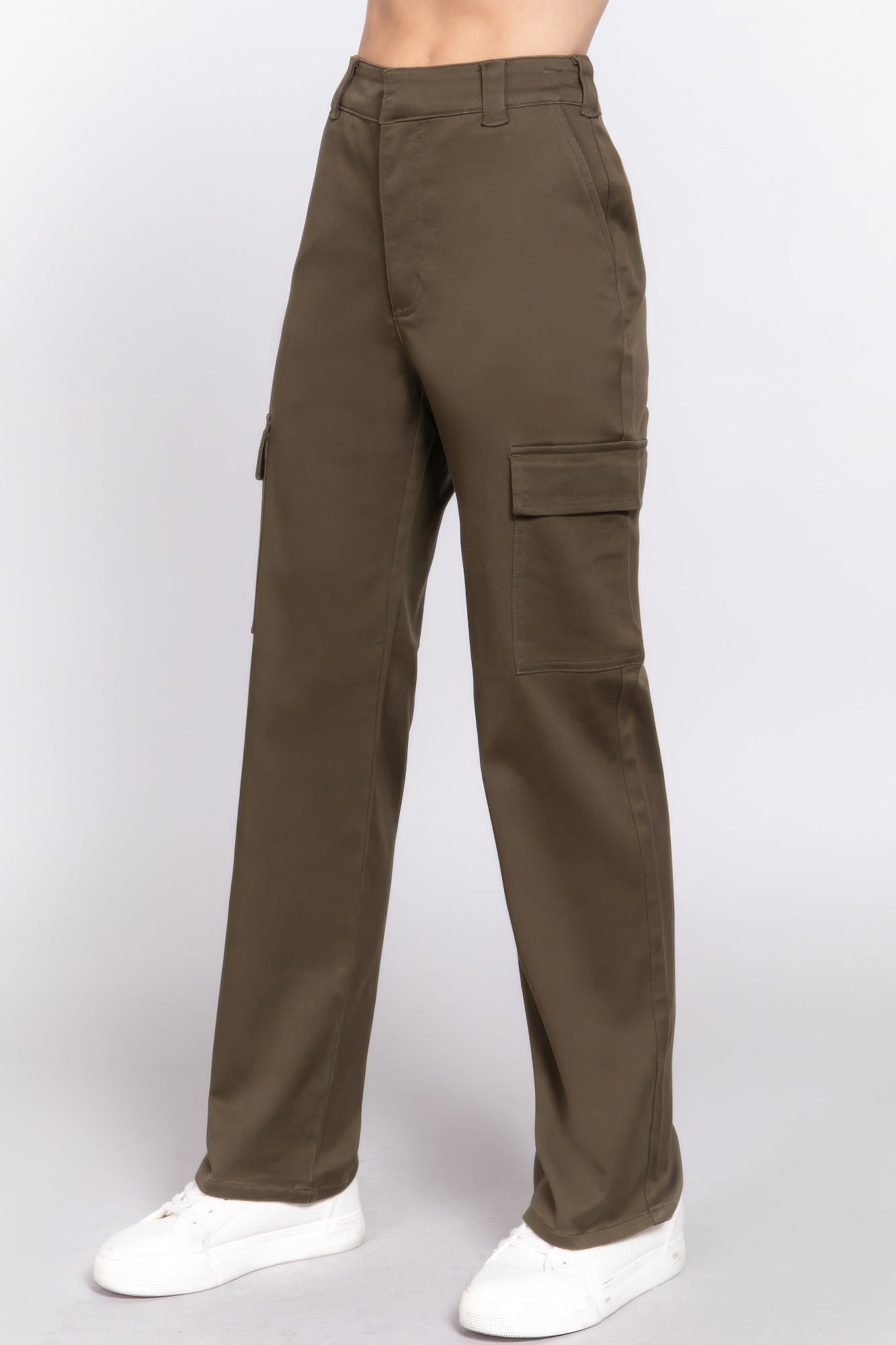 VacationGrabs women's casual straight leg trousers in olive green with side pockets