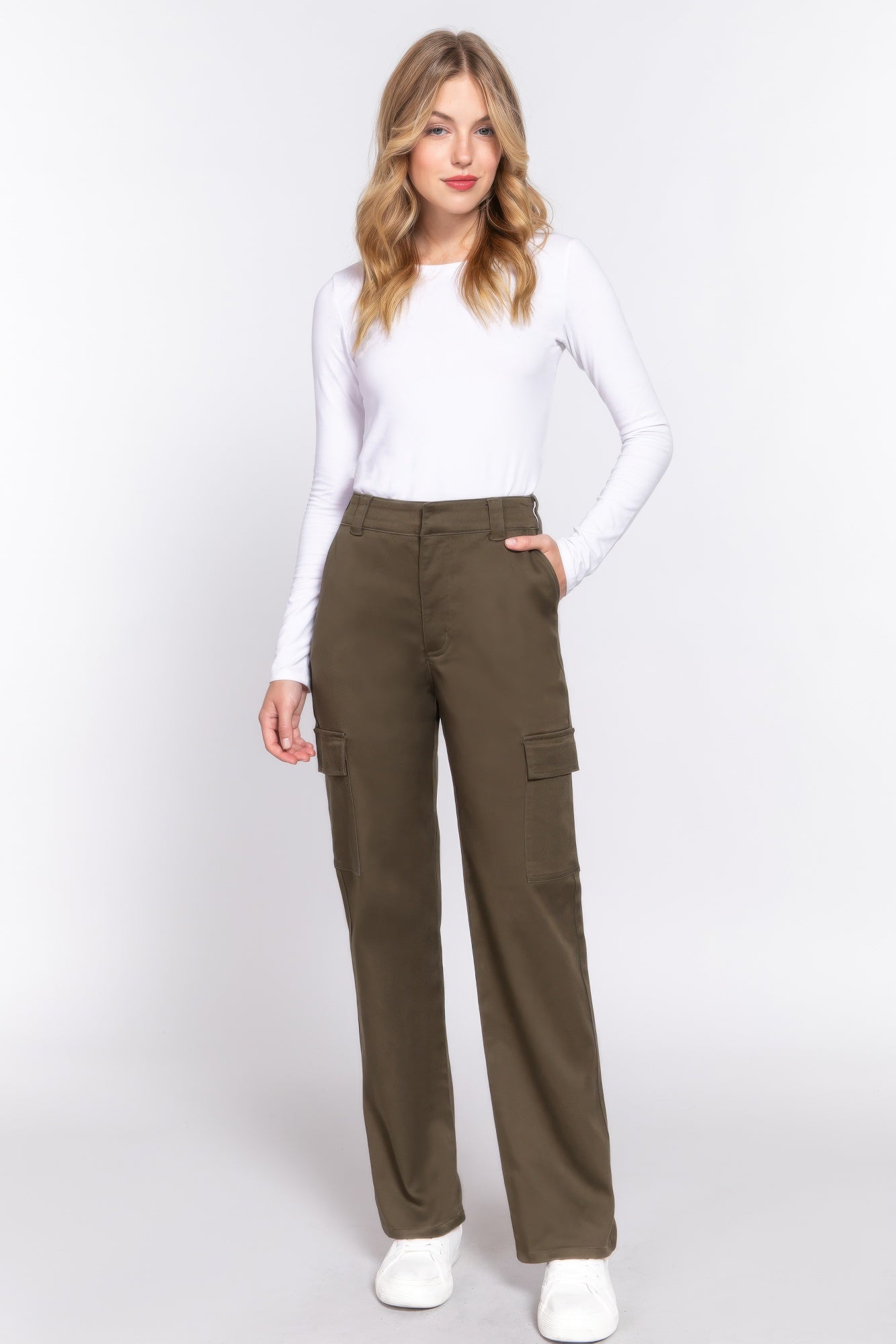 VacationGrabs women's casual straight leg trousers in olive green with cargo pockets