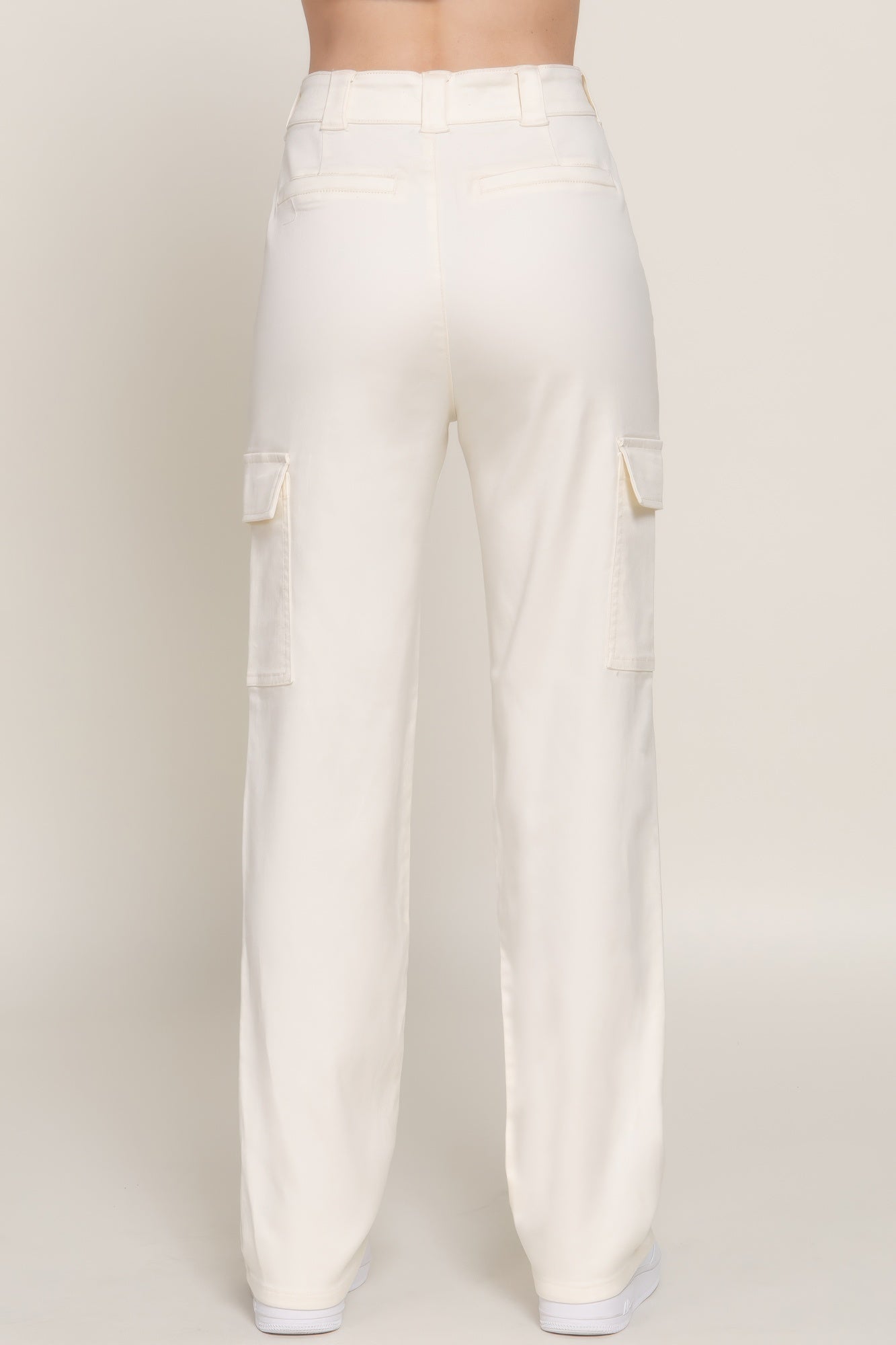 VacationGrabs women's casual straight leg trousers in white with side pockets and belt loops