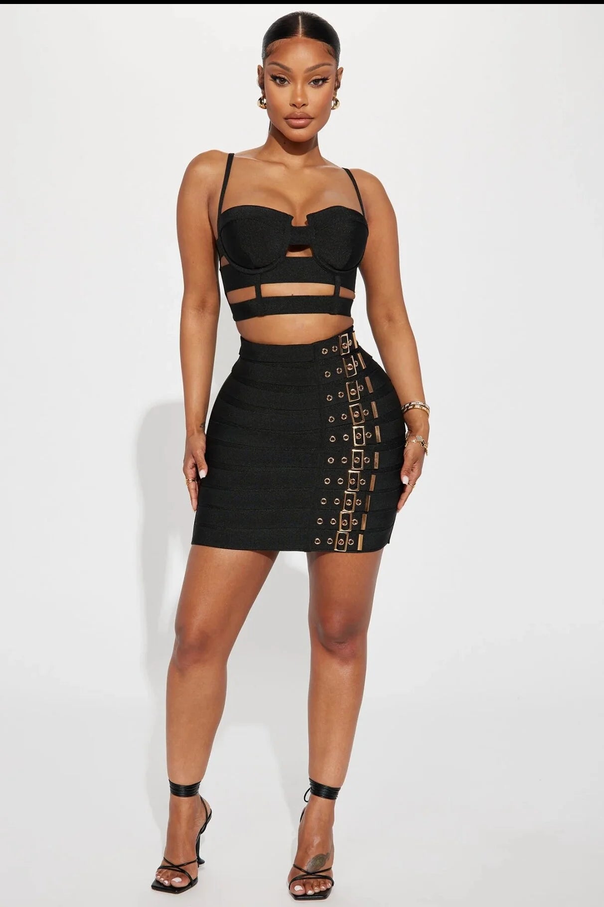 Vacation Outfits for Women - VacationGrabs Edgy Party Outfit