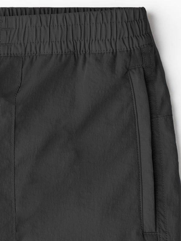 Men's black nylon cargo pants for men, versatile and functional