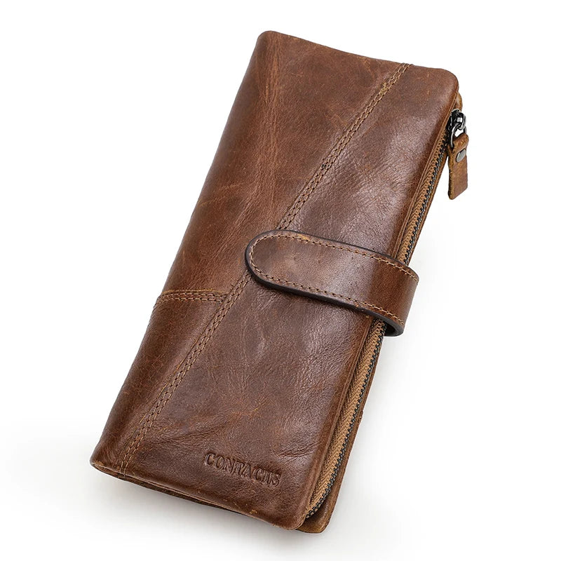 Brown leather wallet for men, ideal for daily use and organization