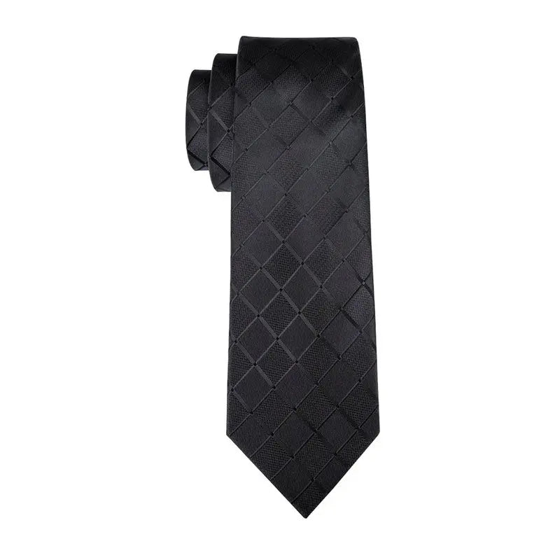 Black patterned men's tie for formal occasions, how to tie men's tie