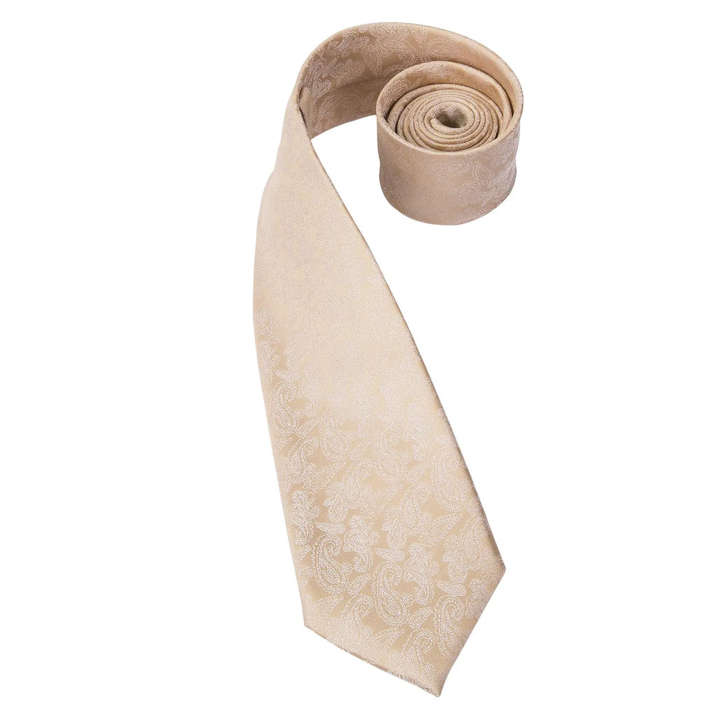 Elegant gold colour tie in smooth fabric for formal occasions
