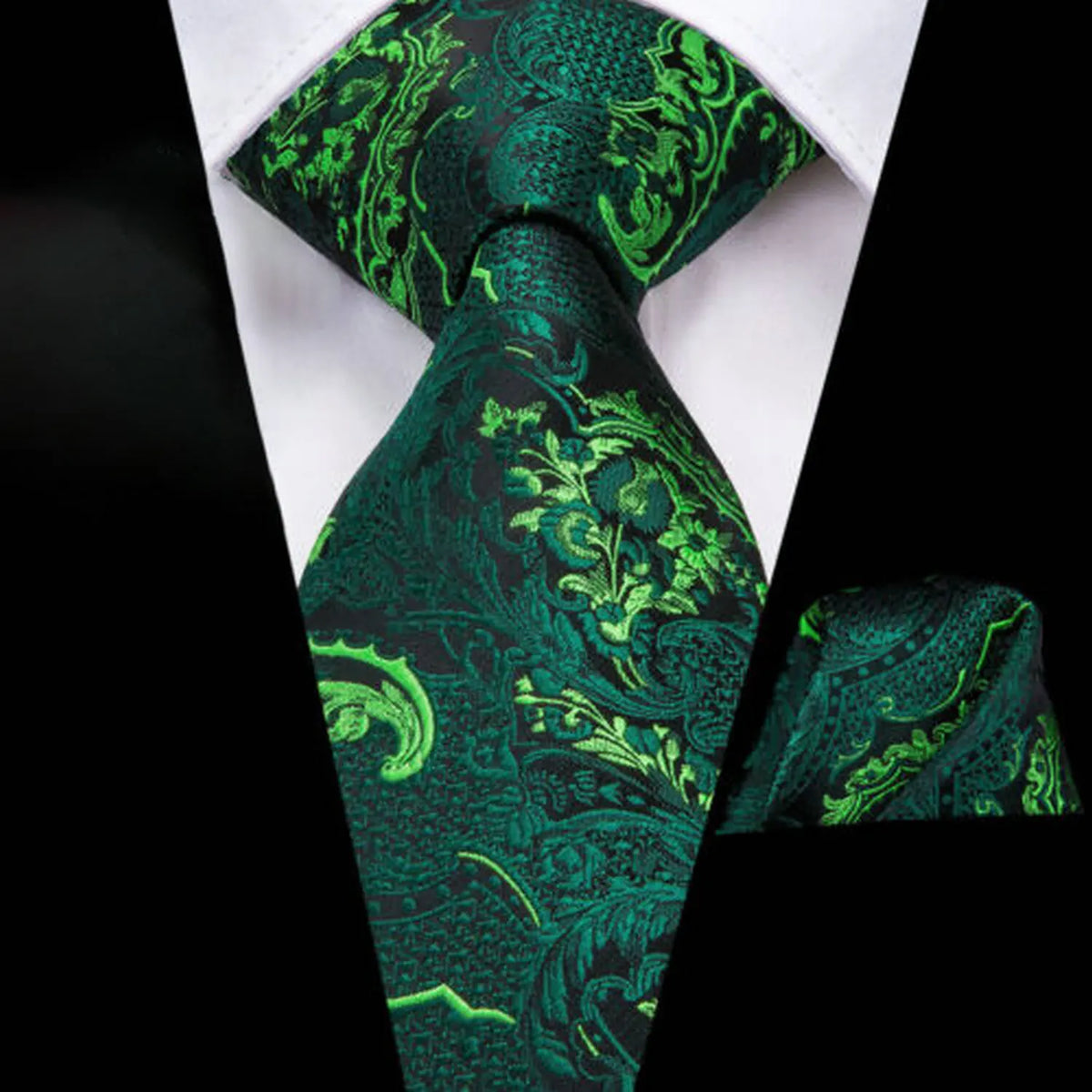 Green patterned tie from VacationGrabs, perfect for how fold a pocket square