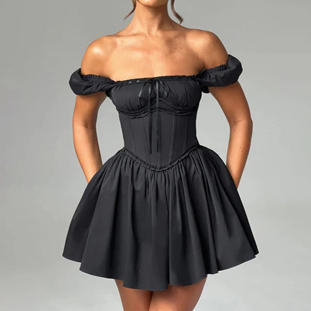 Vintage bridal dress in black, perfect for elegant ceremonies