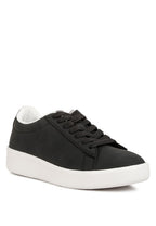 Women's black sneakers, casual style, great walking shoes for sightseeing tours