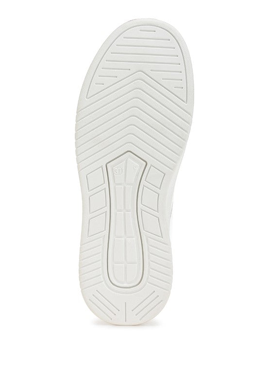Rag Company women's white sneakers, ideal walking shoes for sightseeing tours