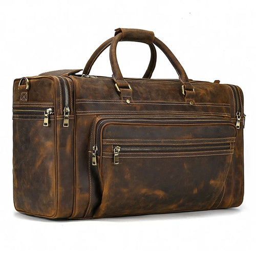 Brown leather weekend bag, ideal for travel and getaways
