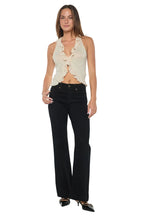 Women's black wide-leg jeans, perfect for casual outings