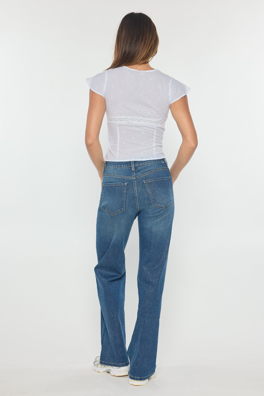 Women's blue wide-leg jeans for casual everyday wear