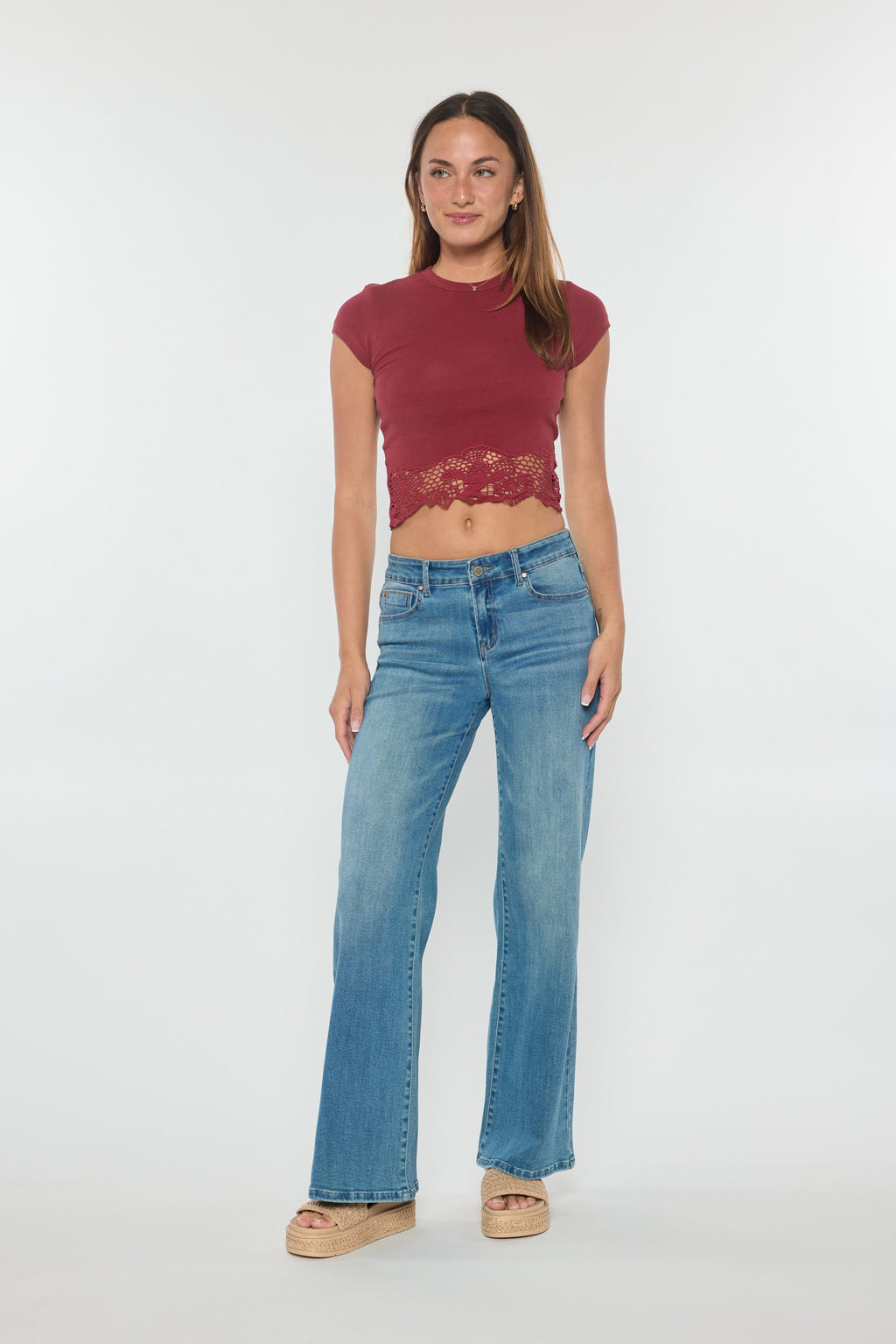 Women's blue wide-leg jeans, casual style for everyday wear