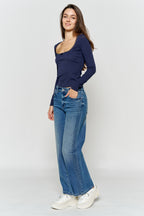 Women's blue wide-leg jeans, casual style for everyday wear