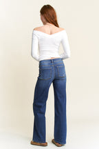 Women's blue wide-leg jeans, stylish and comfortable for casual wear