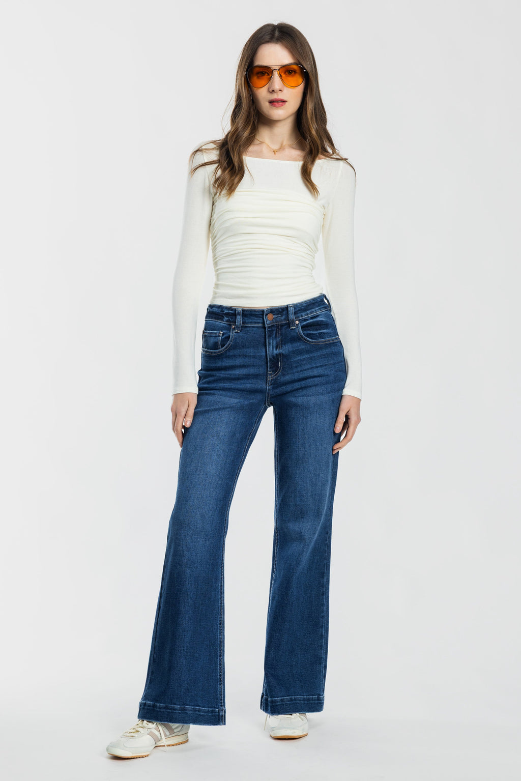 Women's blue wide-leg jeans for casual wear by Shop ENJEAN