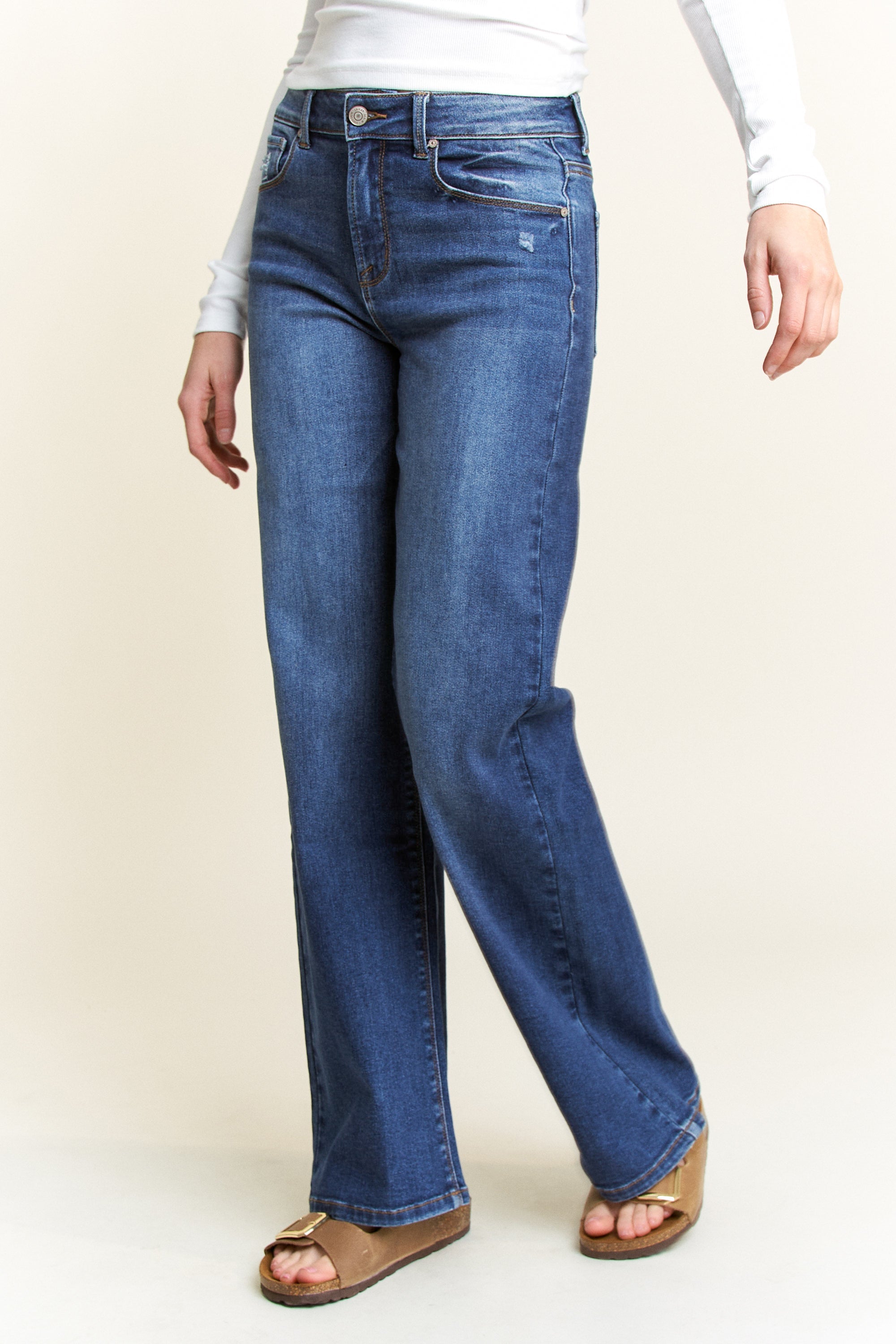 Women's blue wide-leg jeans, comfortable fit for casual wear