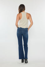 Women's dark blue wide-leg jeans, perfect for casual outings